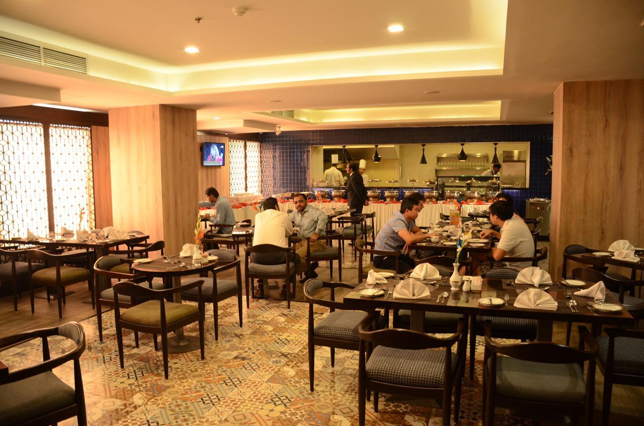 Hotel Dgates Lahore Luaran gambar